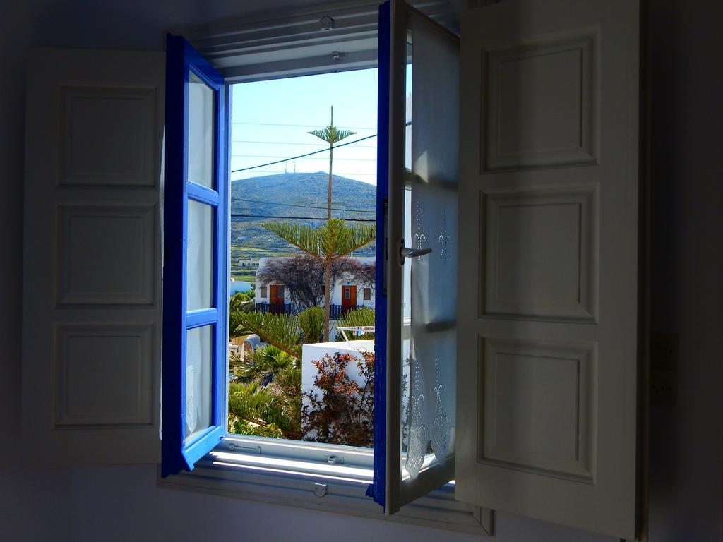 Evgenia Rooms And Apartments Folegandros Town Exterior foto
