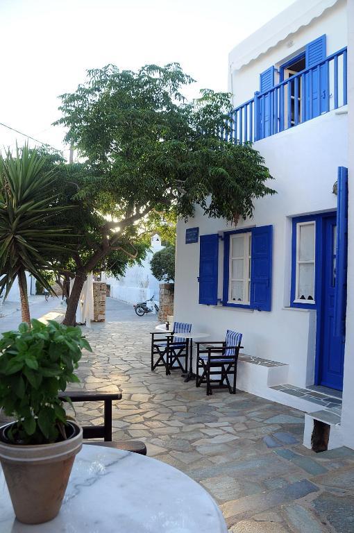 Evgenia Rooms And Apartments Folegandros Town Exterior foto
