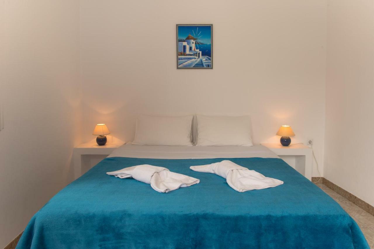 Evgenia Rooms And Apartments Folegandros Town Exterior foto