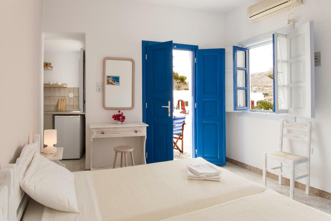 Evgenia Rooms And Apartments Folegandros Town Exterior foto